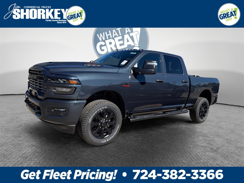 2026 RAM 2500 Tradesman Black Express 4x4 / 6.7L Diesel / 6'4" Bed