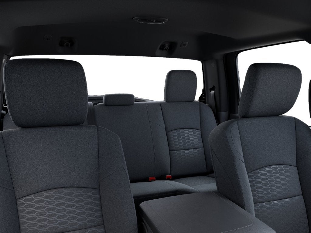 2027 RAM 3500 Tradesman DRW 4x4 / 6.7L Diesel / 8' Bed