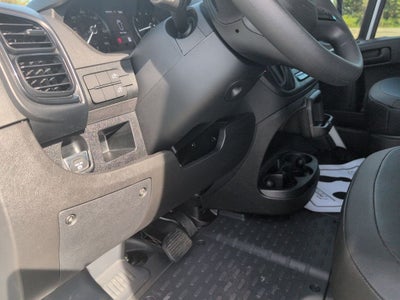 2025 RAM Promaster Low Roof / 136" WB