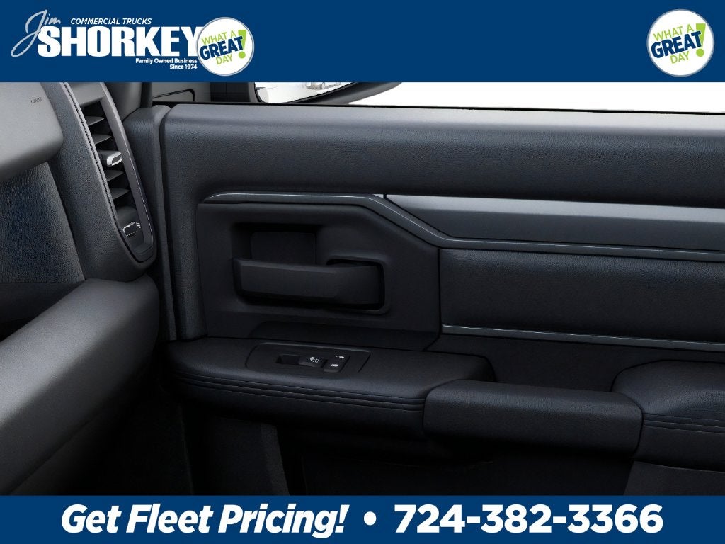 2026 RAM 2500 Tradesman 4x4 / 6.4L V8 / 8' Bed