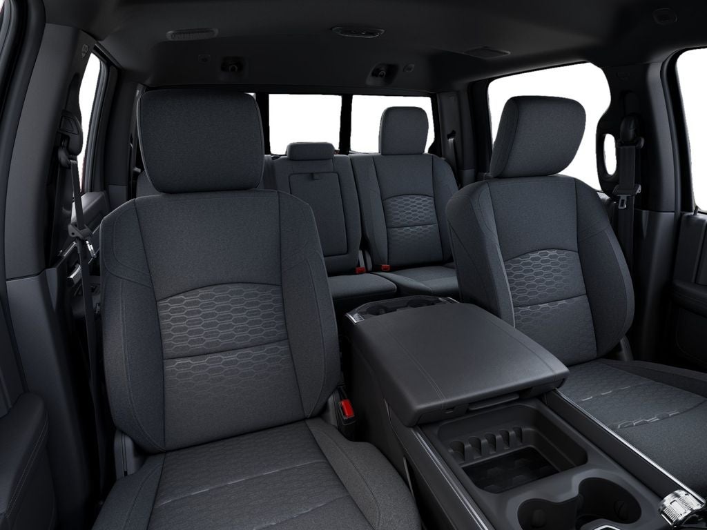 2026 RAM 2500 Big Horn Night Edition 4x4 / 6.4L Hemi / 6'4" Bed