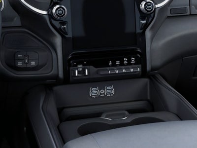 2026 RAM 2500 Big Horn Night Edition 4x4 / 6.4L Hemi / 6'4" Bed