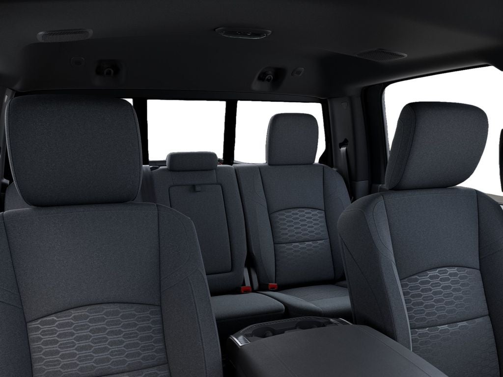 2026 RAM 2500 Big Horn Night Edition 4x4 / 6.4L Hemi / 6'4" Bed