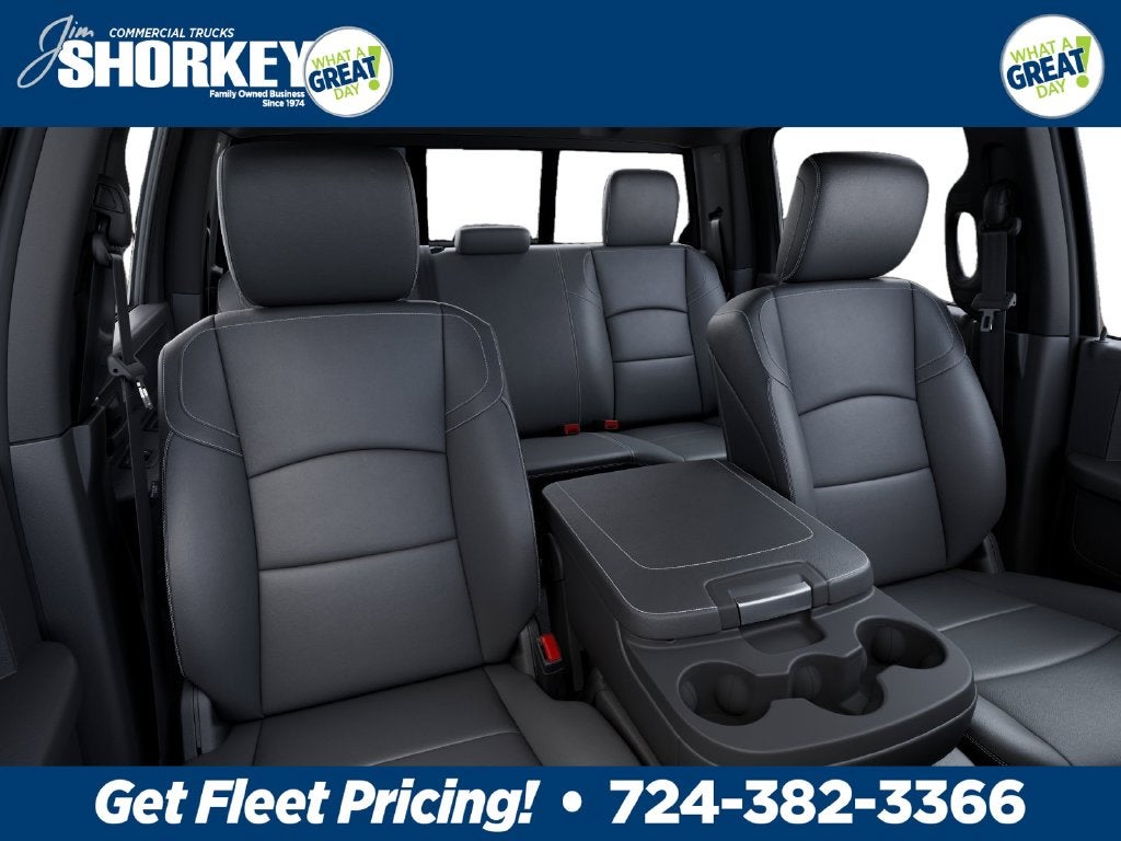 2027 RAM 2500 Tradesman 4x4 / 6.4L V8 / 8' Bed