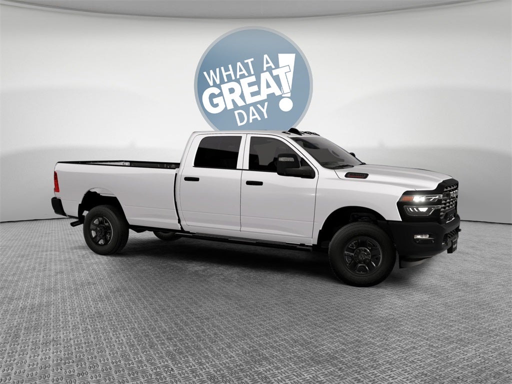 2026 RAM 2500 Tradesman 4x4 / 6.4L Hemi / 8' Bed