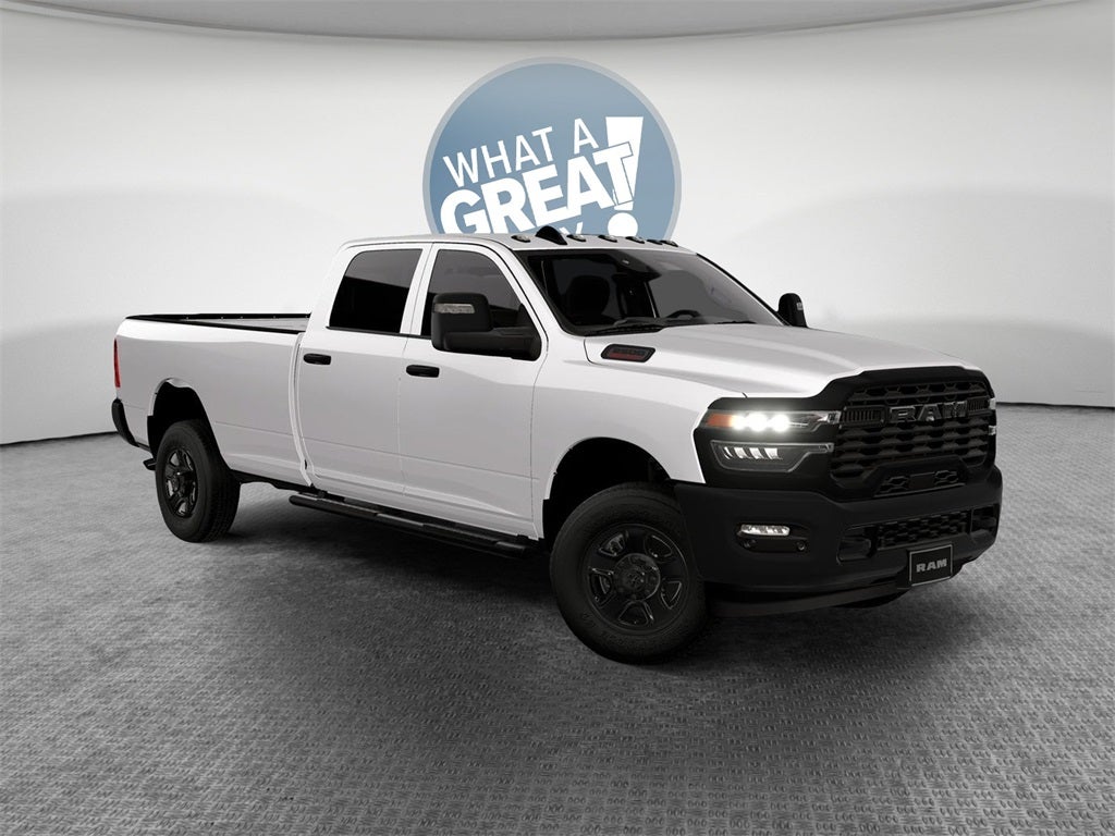 2026 RAM 2500 Tradesman 4x4 / 6.4L Hemi / 8' Bed