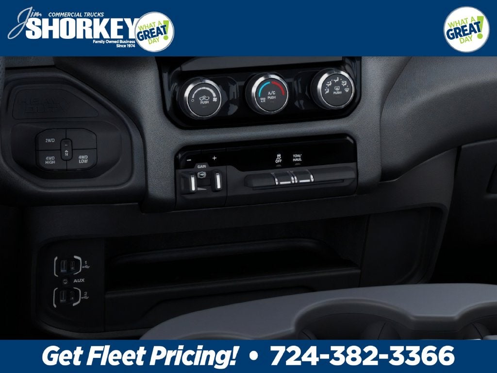 2026 RAM 2500 Tradesman 4x4 / 6.4L V8 / 8' Bed