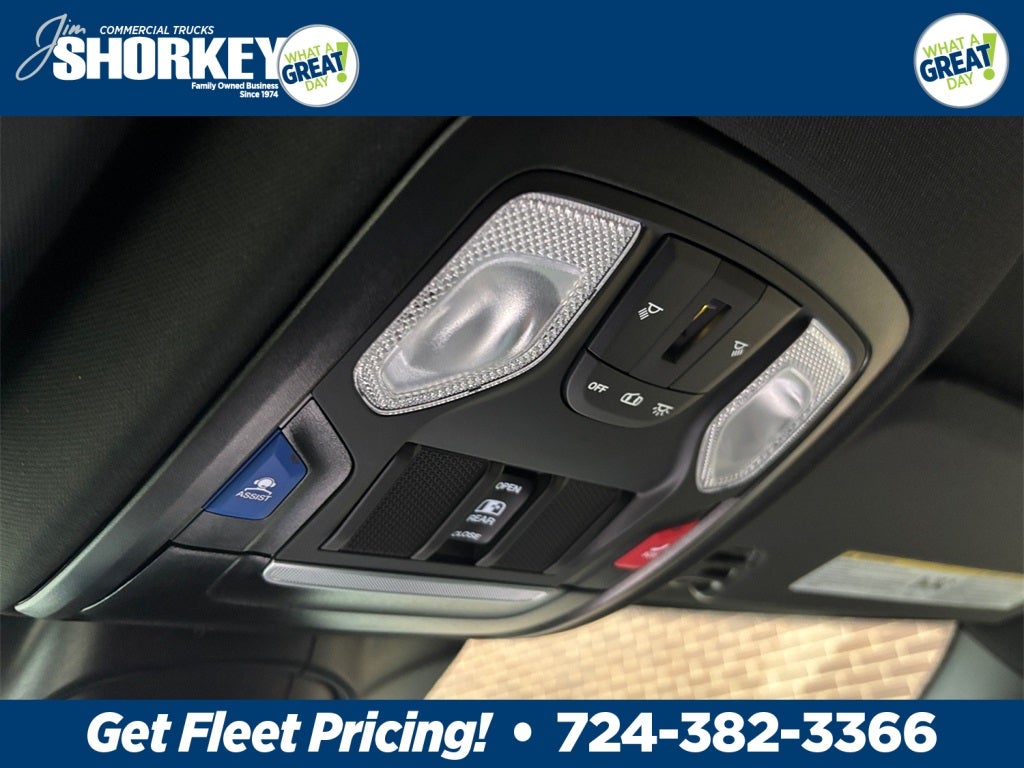 2026 RAM 2500 Tradesman 4x4 / 6.4L Hemi / 8' Service Body