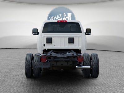 2027 RAM 4500 Tradesman DRW 4x4 / 6.4L V8 / 60" CA Chassis