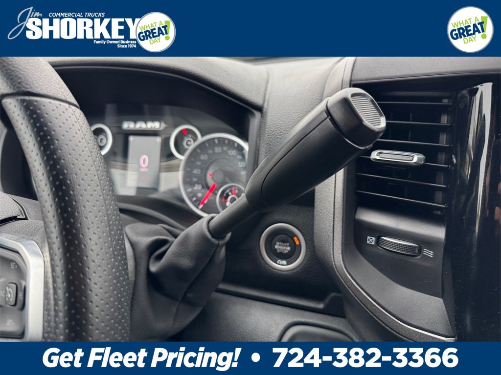 2026 RAM 5500 Tradesman DRW 4x4 / 6.7L Diesel / 9'6" Steel Dump