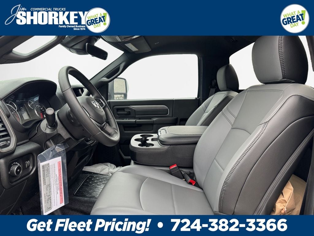 2026 RAM 5500 Tradesman DRW 4x4 / 6.7L Diesel / 84" CA Chassis