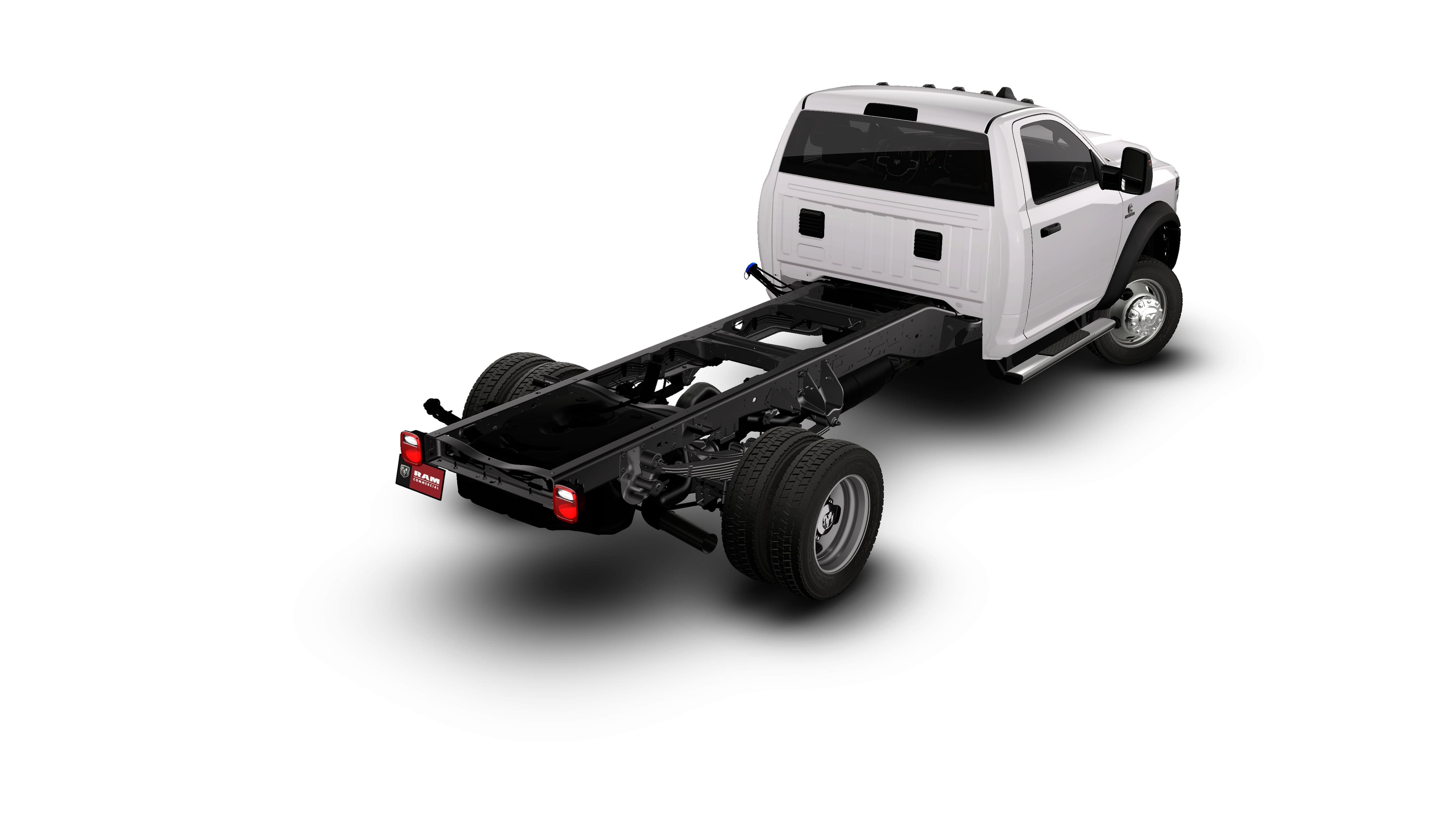2027 RAM 5500 Tradesman DRW 4x4 / 6.7L Diesel / 84" CA Chassis