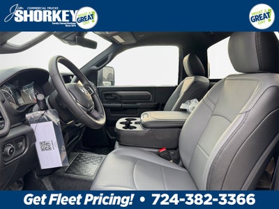 2026 RAM 5500 Tradesman DRW 4x4 / 6.7L Diesel / 84" CA Chassis