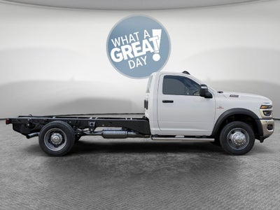 2027 RAM 5500 Tradesman DRW 4x4 / 6.7L Diesel / 84" CA Chassis