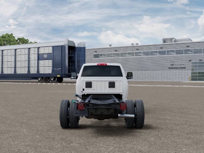 2027 RAM 5500 Tradesman DRW 4x4 / 6.7L Diesel / 84" CA Chassis
