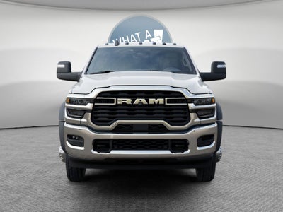 2027 RAM 5500 Tradesman DRW 4x4 / 6.7L Diesel / 120" CA Chassis