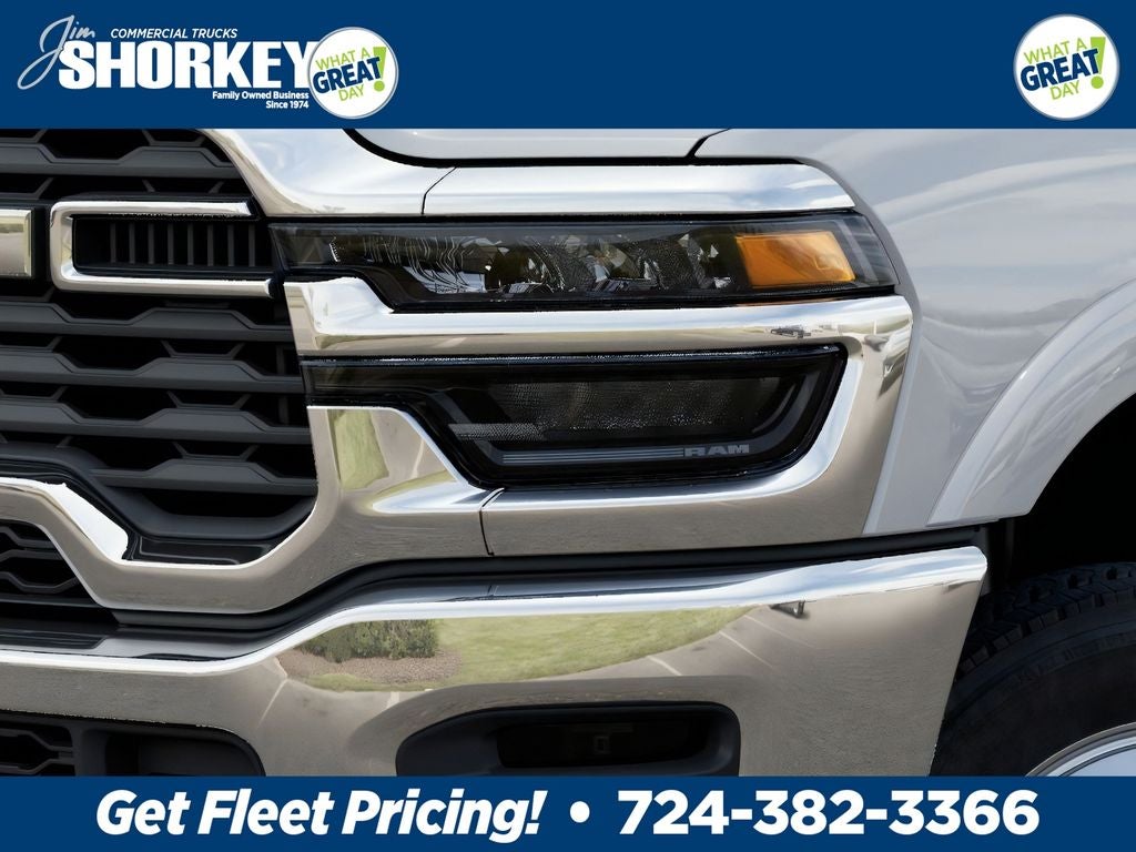 2026 RAM 5500 Big Horn DRW 4x4 / 6.7L Diesel / 120" CA Chassis