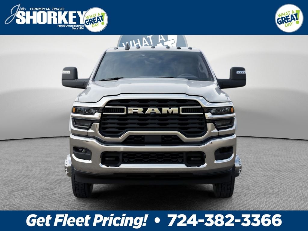 2026 RAM 5500 Big Horn DRW 4x4 / 6.7L Diesel / 120" CA Chassis