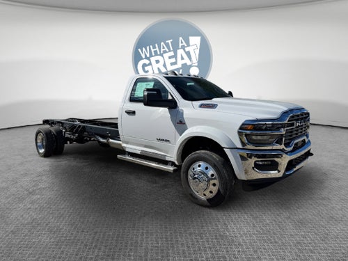 2027 RAM 5500 Big Horn DRW 4x4 / 6.7L Diesel / 120" CA Chassis