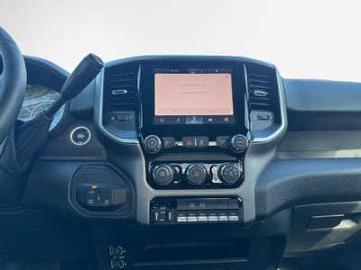 2027 RAM 5500 Big Horn DRW 4x4 / 6.7L Diesel / 120" CA Chassis