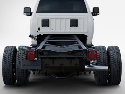2027 RAM 5500 Big Horn DRW 4x4 / 6.7L Diesel / 120" CA Chassis