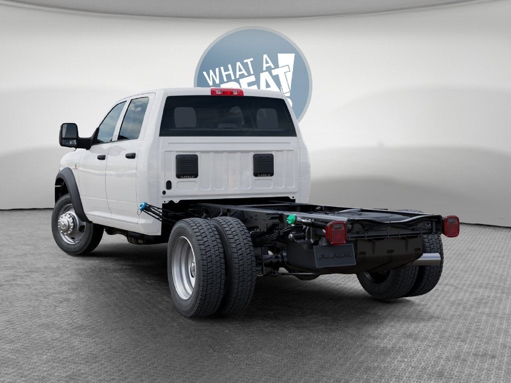 2027 RAM 5500 Tradesman DRW 4x4 / 6.7L Diesel / 60" CA Chassis