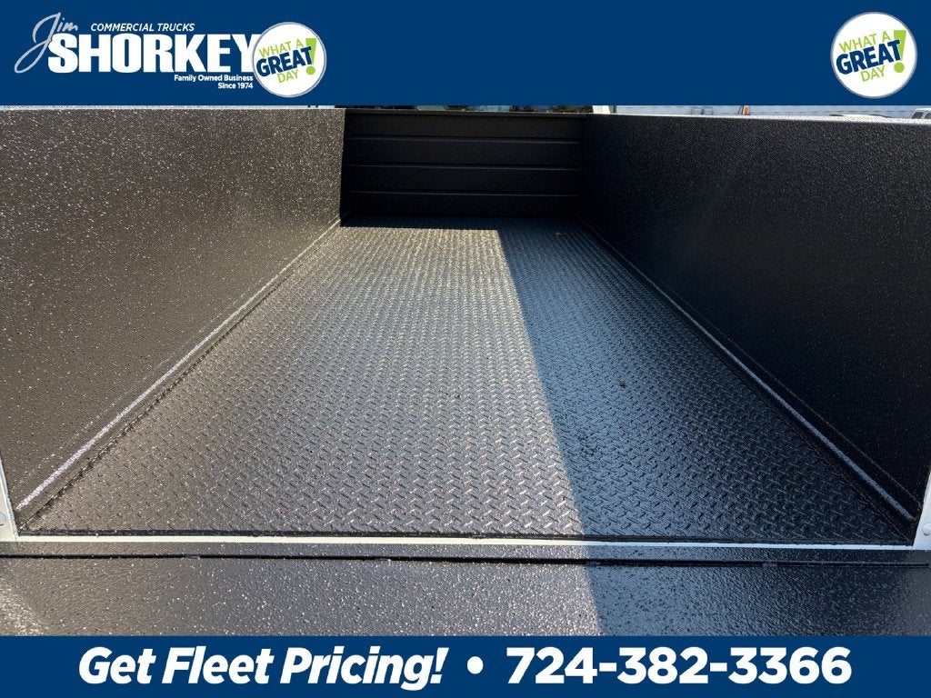 2026 RAM 5500 Tradesman DRW 4x4 / 6.7L Diesel / 84" CA Chassis
