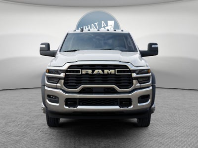 2027 RAM 5500 Tradesman DRW 4x4 / 6.7L Diesel / 84" CA Chassis