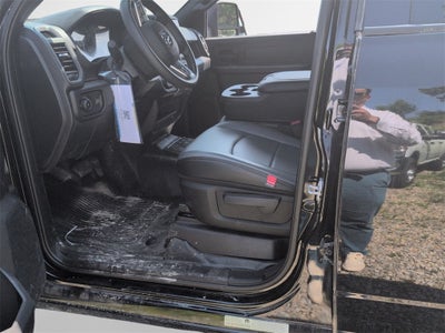 2025 RAM 3500 Tradesman DRW 4x4 / 6.4L Hemi V8 / 9' Service Body