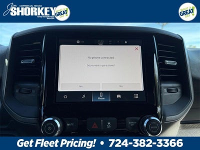 2026 RAM 3500 Tradesman DRW 4x4 / 6.7L Diesel / 9' Service Body