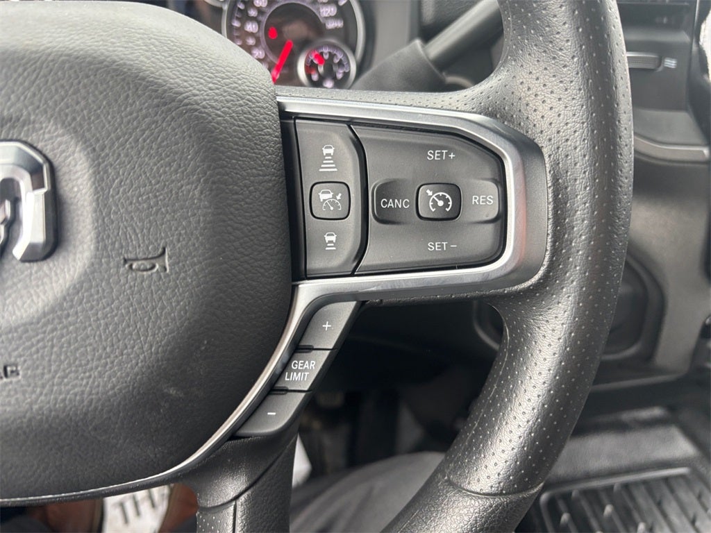 2026 RAM 3500 Tradesman DRW 4x4 / 6.7L Diesel / 9' Service Body