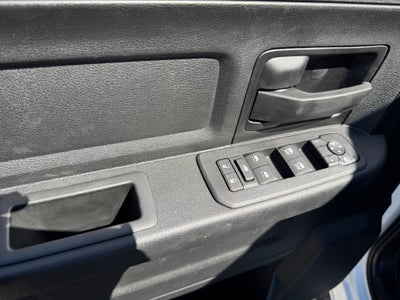 2027 RAM 3500 Tradesman DRW 4x4 / 6.7L Diesel / 60" CA Chassis