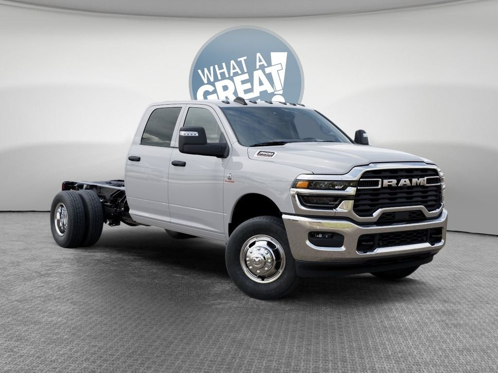 2026 RAM 3500 Tradesman 4X4 Crew Cab's photo