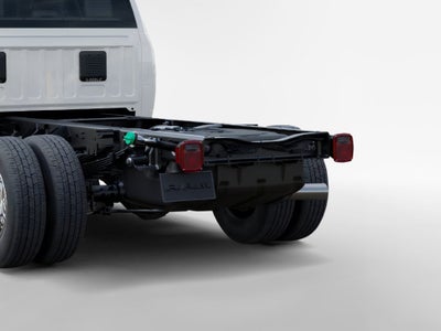 2027 RAM 3500 Tradesman DRW 4x4 / 6.7L Diesel / 60" CA Chassis