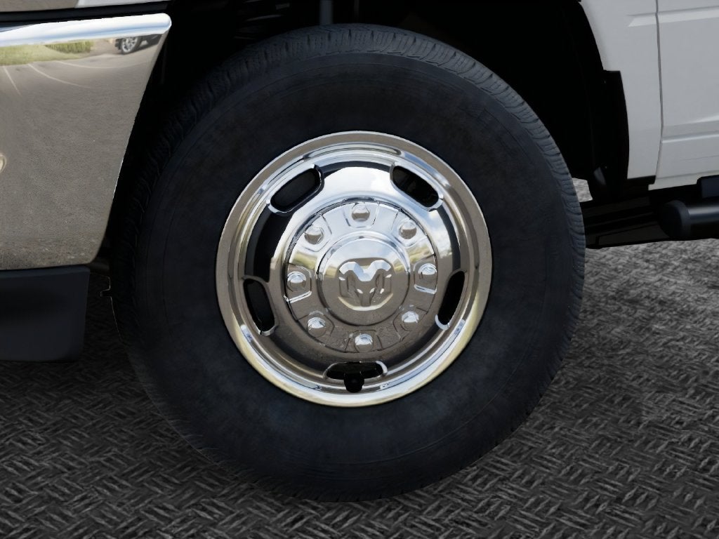 2027 RAM 3500 Tradesman DRW 4x4 / 6.7L Diesel / 60" CA Chassis