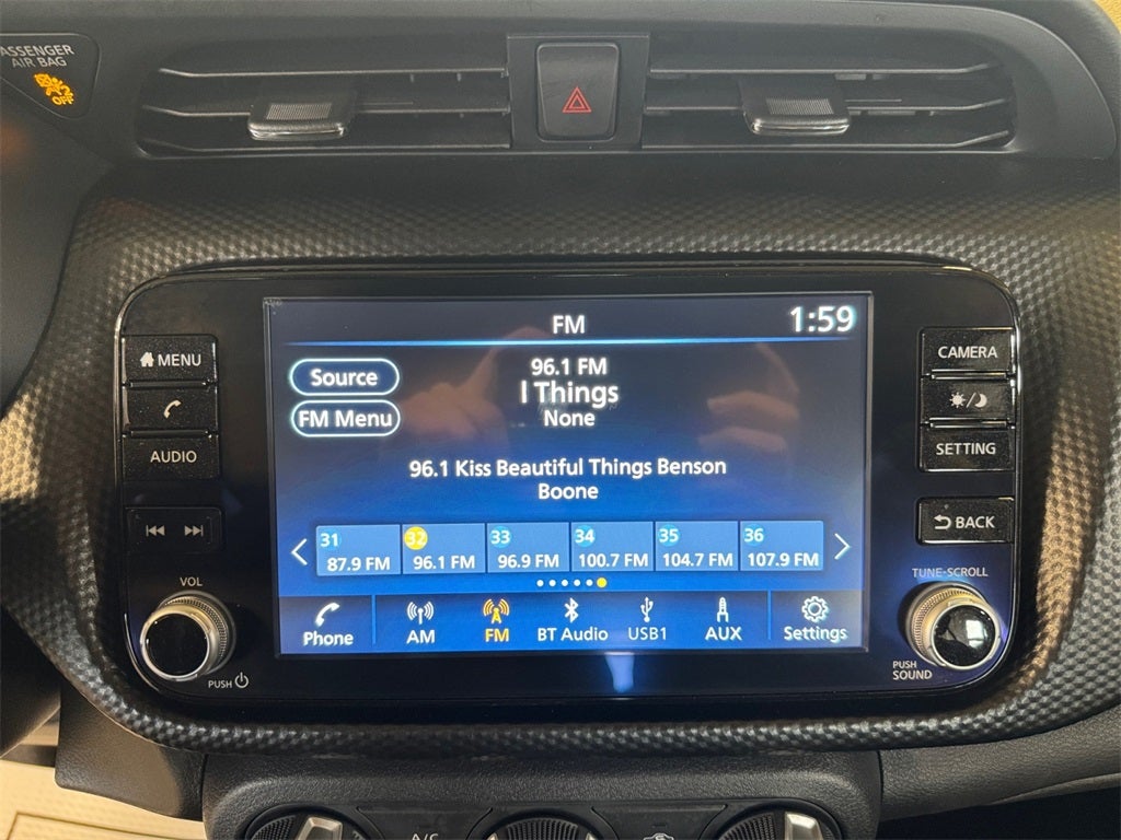 2024 Nissan Kicks SV