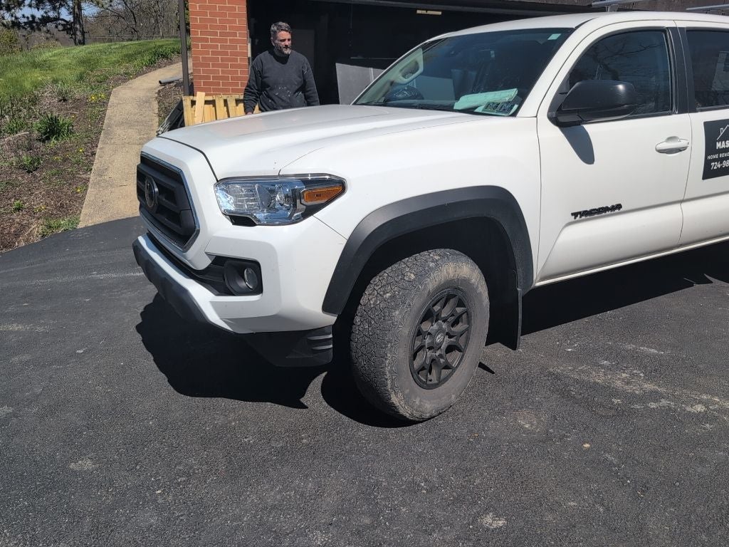 2023 Toyota Tacoma SR5 V6