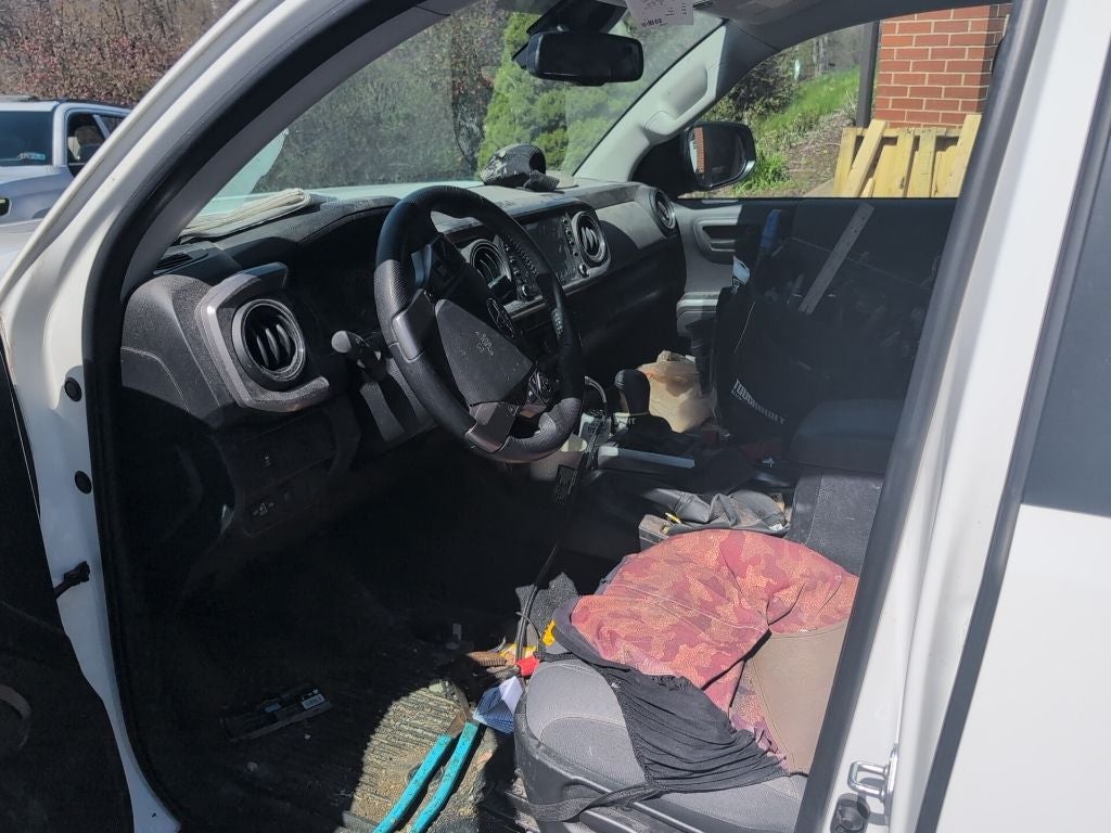 2023 Toyota Tacoma SR5 V6