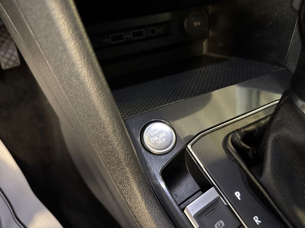 2019 Volkswagen Tiguan 2.0T SEL