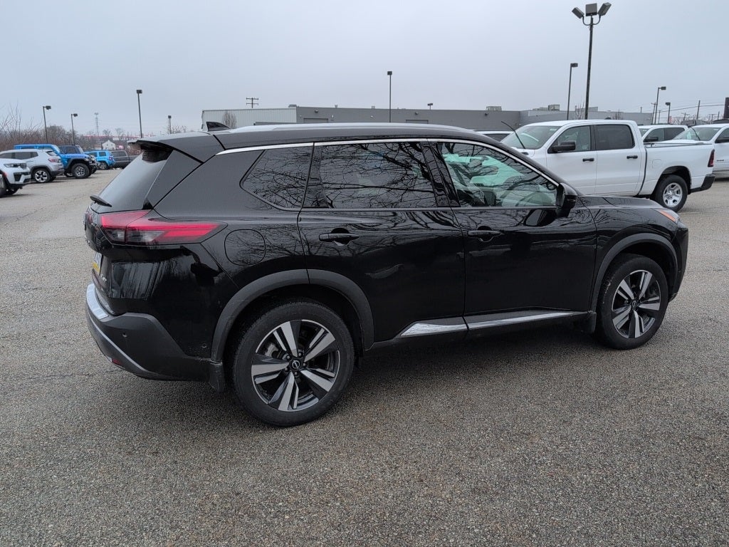 2023 Nissan Rogue SL