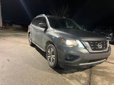 2019 Nissan Pathfinder S