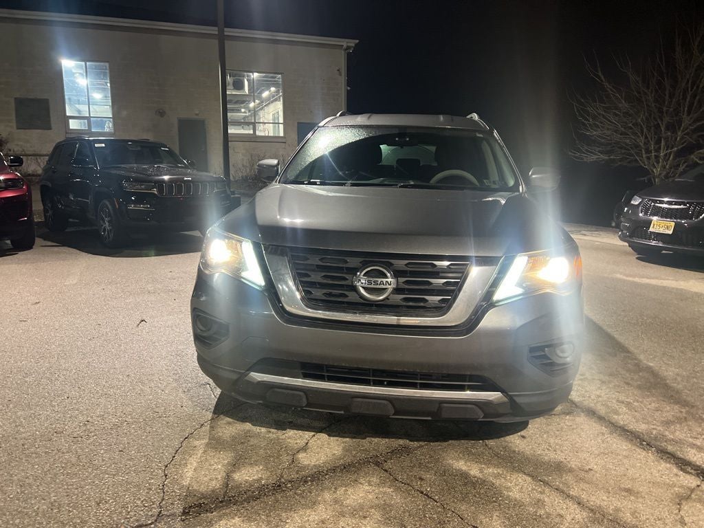 2019 Nissan Pathfinder S