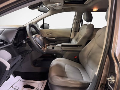 2021 Toyota Sienna XLE 7 Passenger
