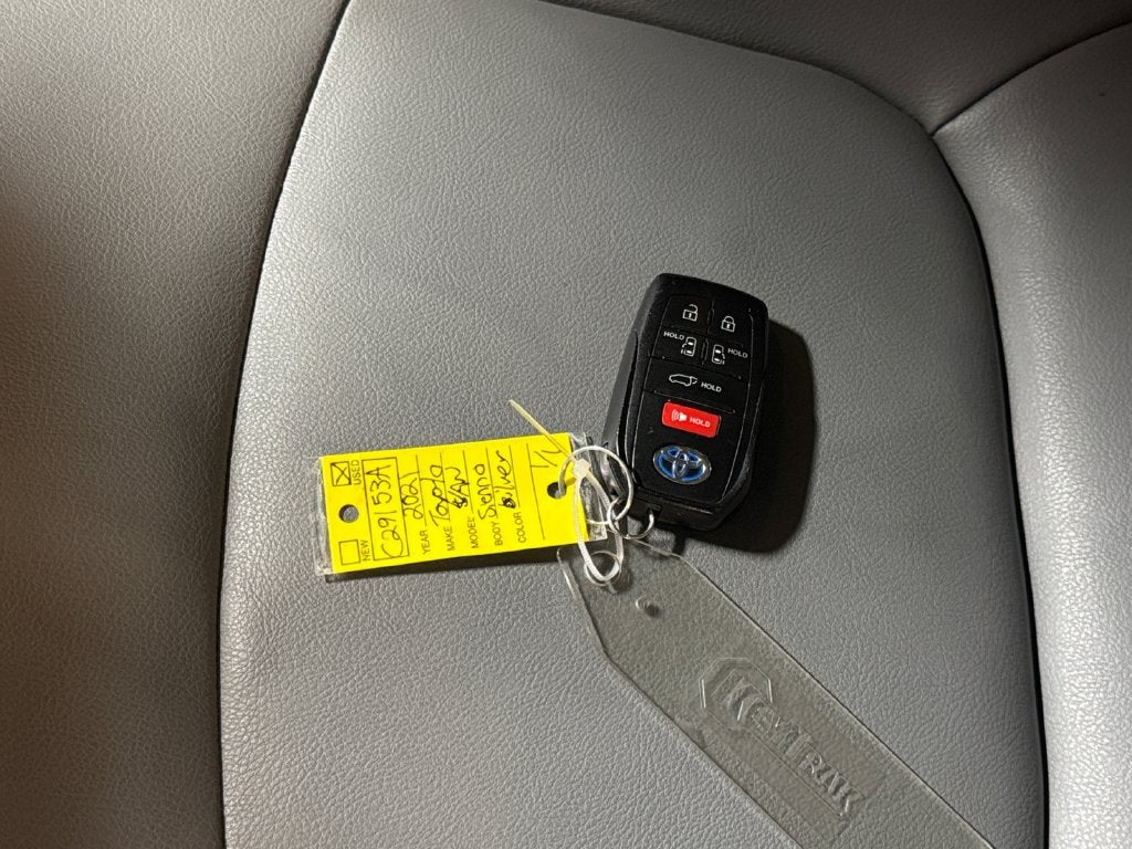 2021 Toyota Sienna XLE 7 Passenger