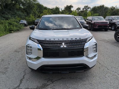 2024 Mitsubishi Outlander SE Black Edition