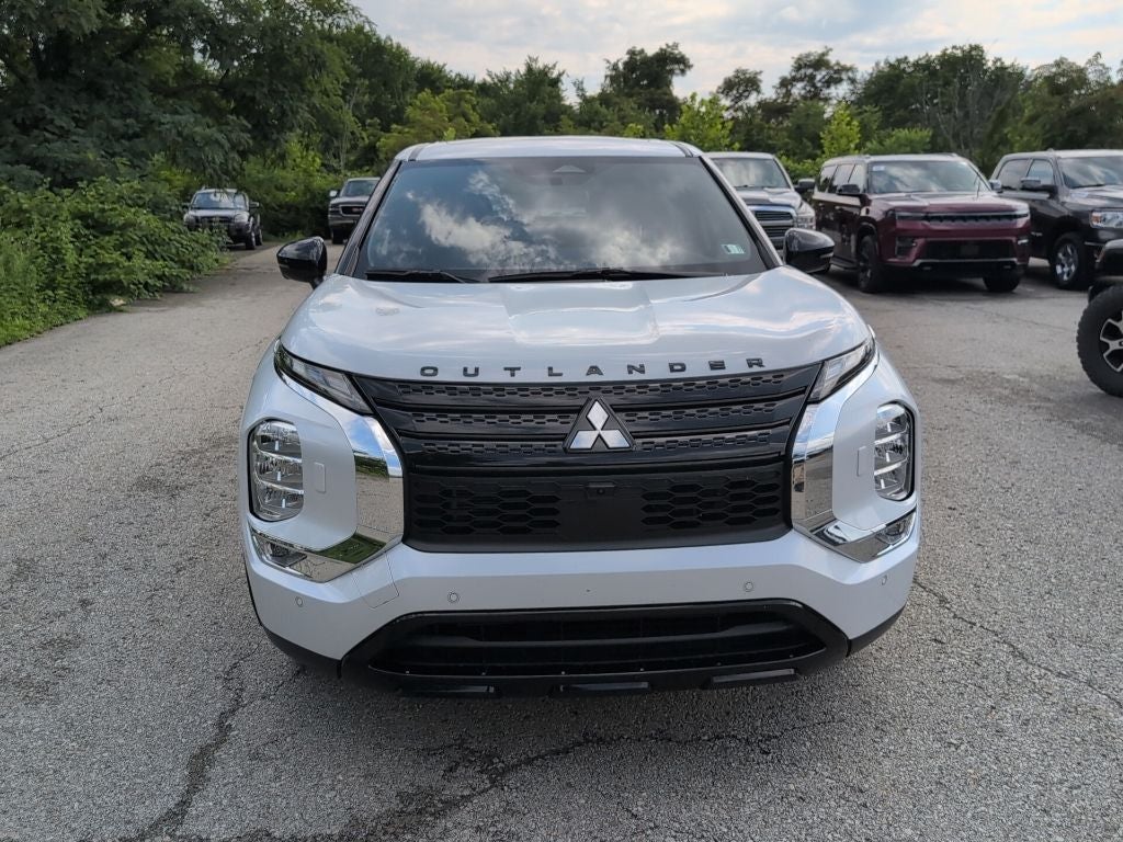 2024 Mitsubishi Outlander SE Black Edition