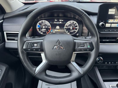 2024 Mitsubishi Outlander SE