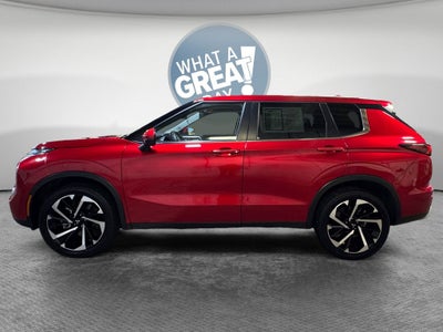 2024 Mitsubishi Outlander SE