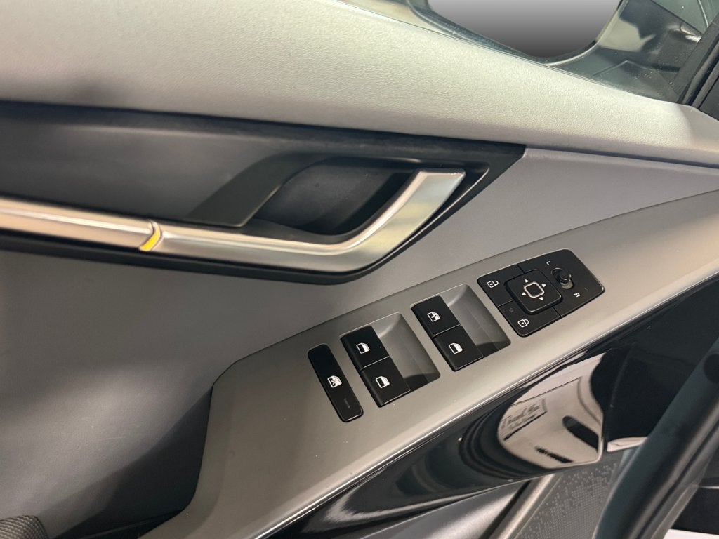 2024 Kia Niro EX