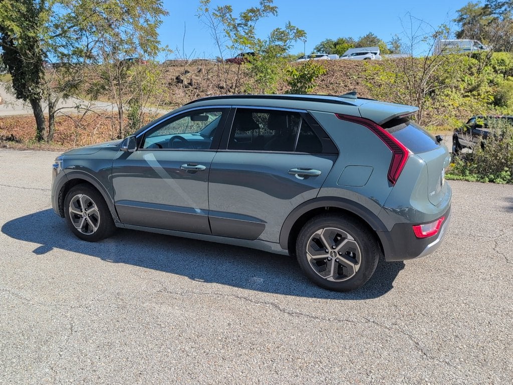 2024 Kia Niro EX